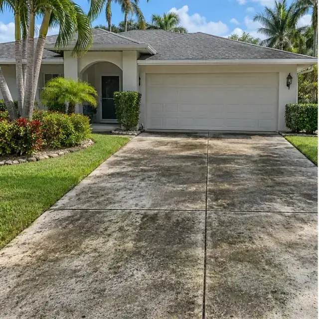 Before cleaning: before and after photos of a Bayshore Gardens ranch home and driveway